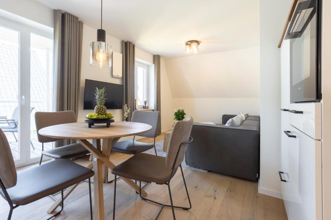 Villa Dornkamp 4 - Luxurioese Ferienwohnung Fuer 4 Personen Inklusive Balkon Und Sauna Timmendorfer Strand Dış mekan fotoğraf