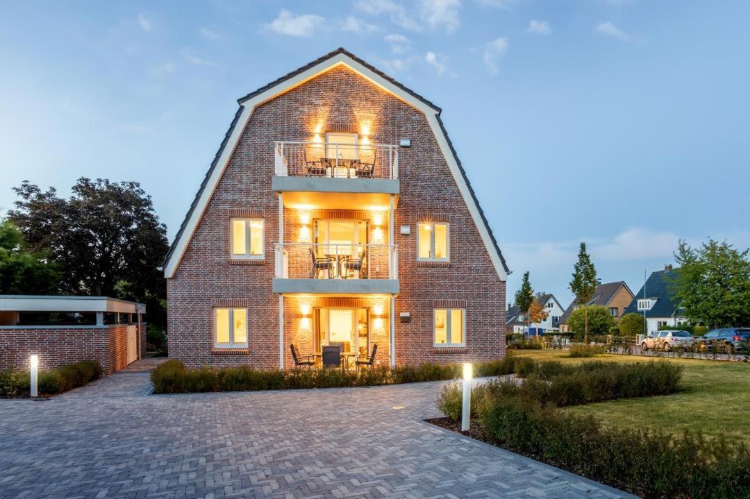 Villa Dornkamp 4 - Luxurioese Ferienwohnung Fuer 4 Personen Inklusive Balkon Und Sauna Timmendorfer Strand Dış mekan fotoğraf